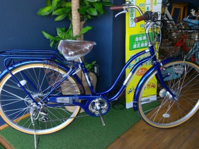 ６段変速オートライト付きファッション車入荷しました⤴