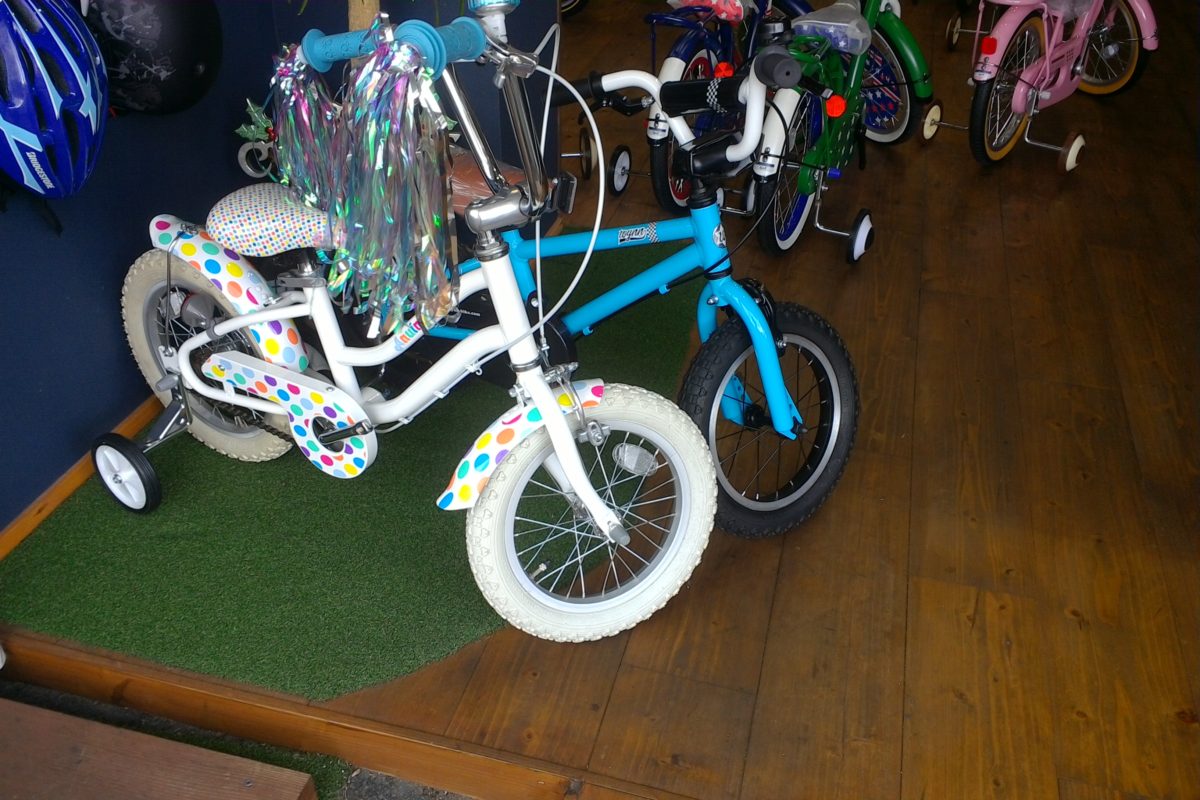 🎄クリスマスプレゼントに子供自転車🎄
