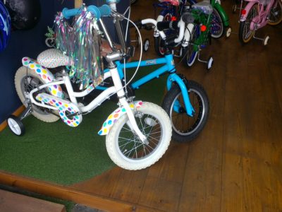 🎄クリスマスプレゼントに子供自転車🎄